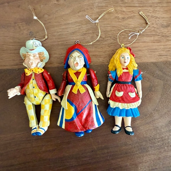 Alice in Wonderland Adler Christmas Ornaments- Vintage - Picture 1 of 4